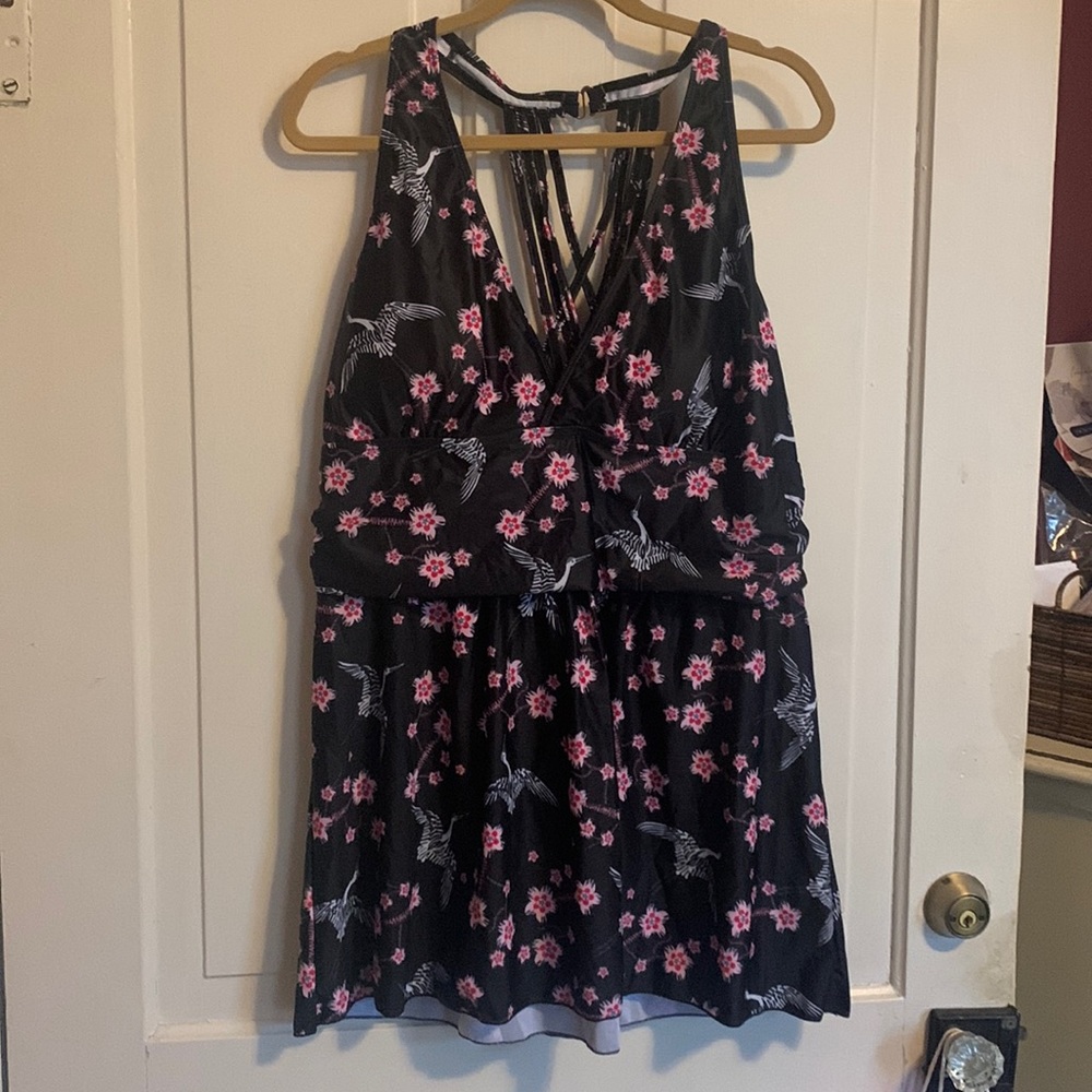 Never worn flowy black, white and pink swim tunic top with black brief bottoms